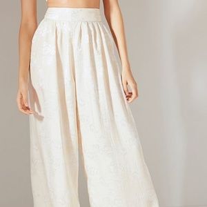 UO Delphine Floral Wide-Leg Pant S